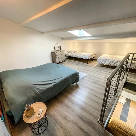 Le Petit Valexiane Piscine & Jardin Apartment